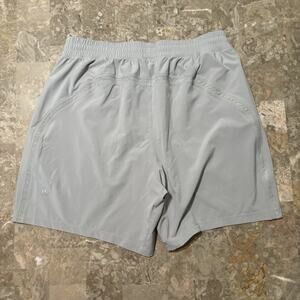 Lululemon Shorts Mens Large Pace Breaker 7” Grey Gym Running Linerless M7BC6S
